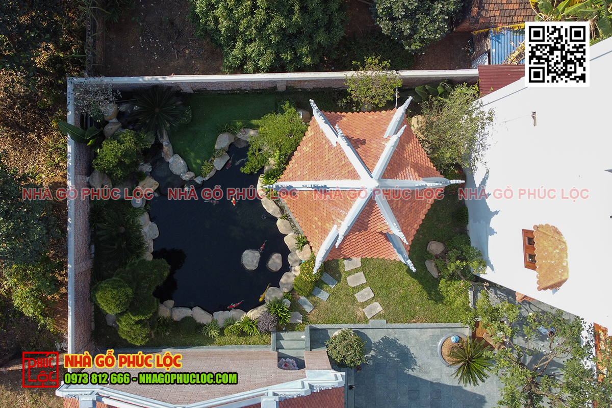 Bố trí sân vườn hài hoà với thiên nhiên